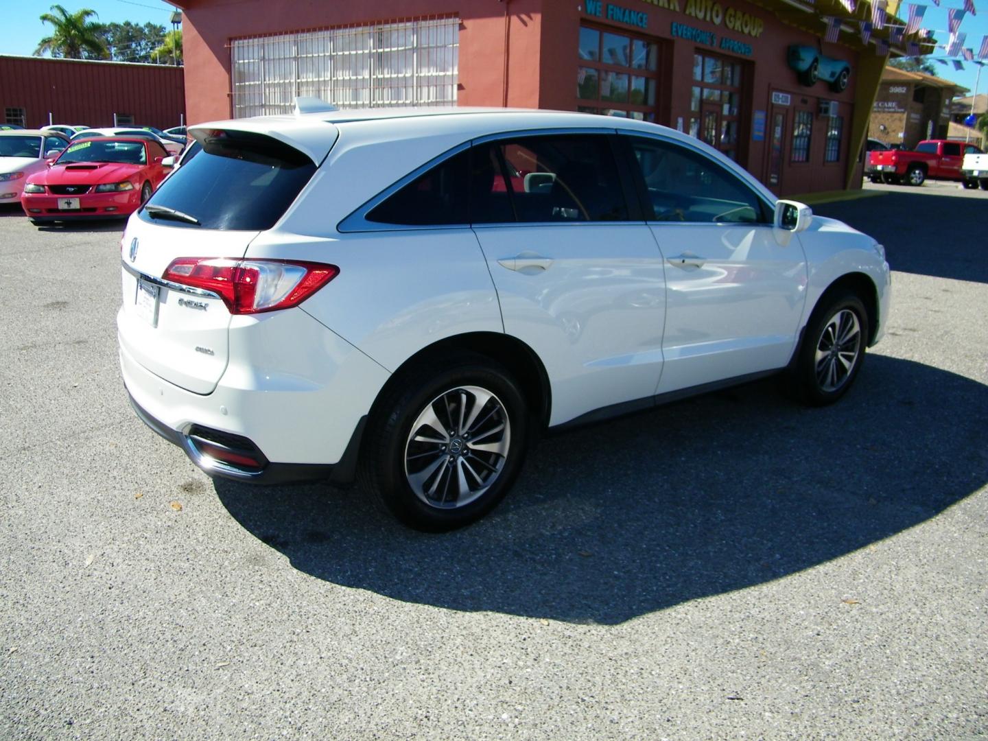 2017 Acura RDX 6-Spd AT AWD w/Advance Package (5J8TB4H76HL) with an 2.3L L4 DOHC 16V engine, 6A transmission, located at 4000 Bee Ridge Road, Sarasota, FL, 34233, (941) 926-0300, 27.298664, -82.489151 - Photo#5